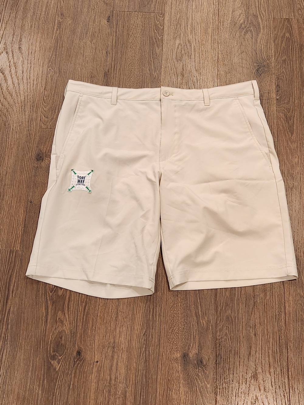Izod Golf Men's SwingFlex Shorts - Size 38 - New w/ Tags - New